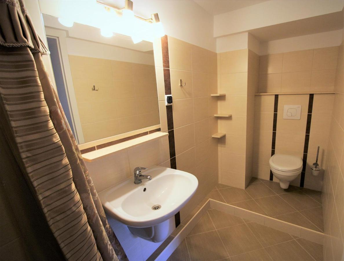 Villa Stawros Leba Bagian luar foto