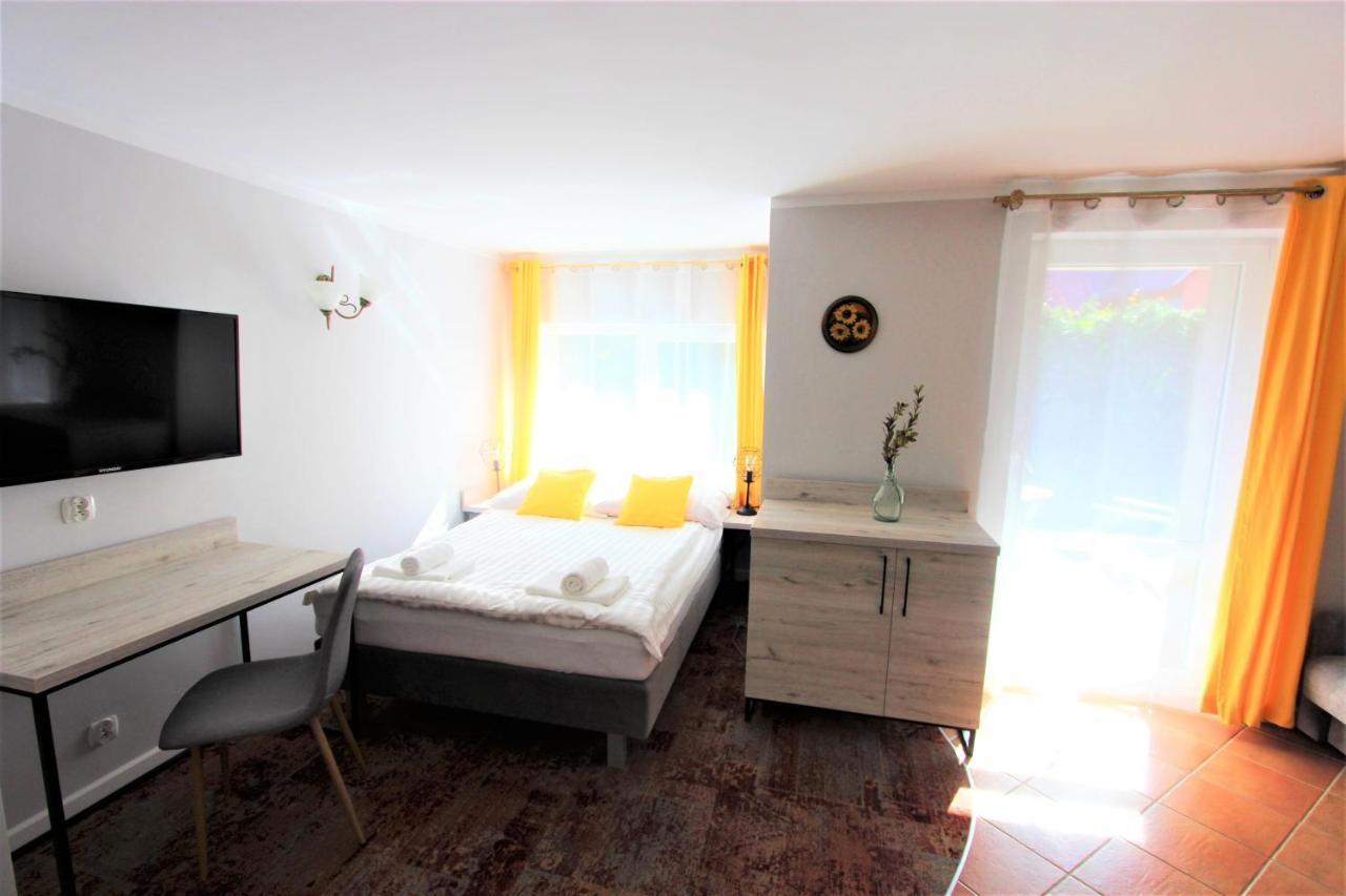 Villa Stawros Leba Bagian luar foto