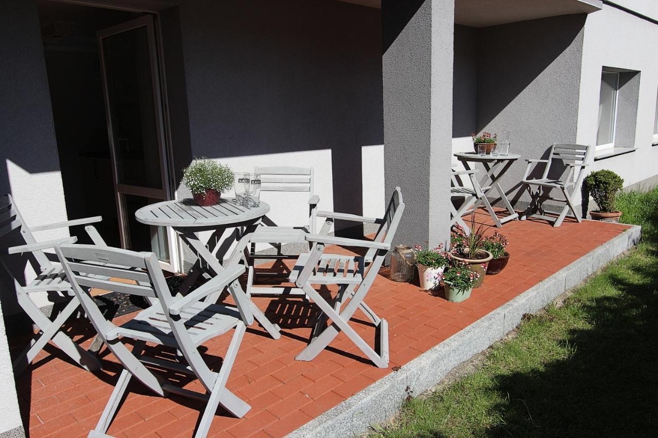 Villa Stawros Leba Bagian luar foto